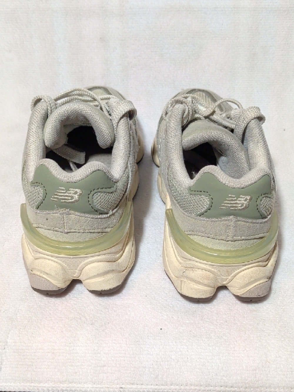New Balance Kids Green and Light Gray Mesh Suede Sneakers - Picture 4 of 9